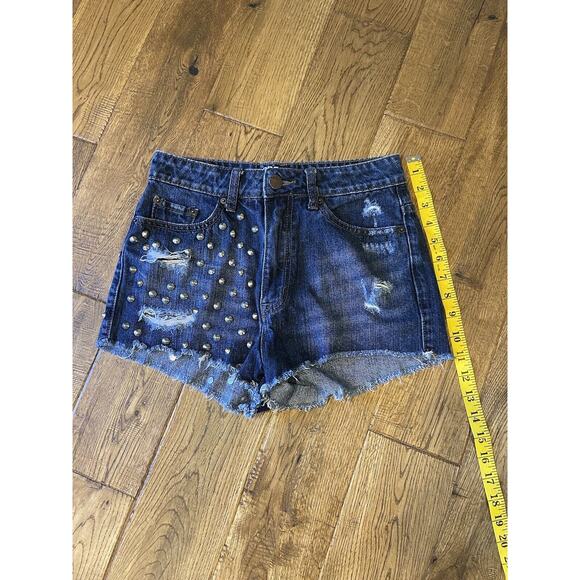 BDG Urban Outfitters Denim High Rise Cheeky Studded Cutoff Shorts Women's Sz 26 - Picture 5 of 8